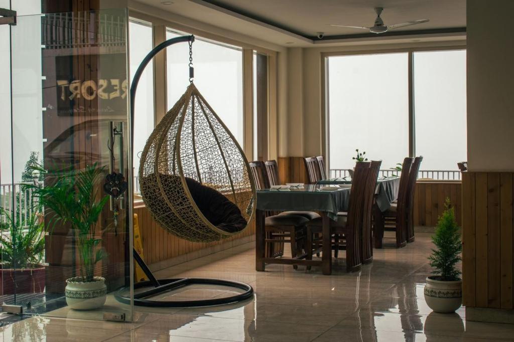 High Sky Resort McLeod Ganj Bagian luar foto